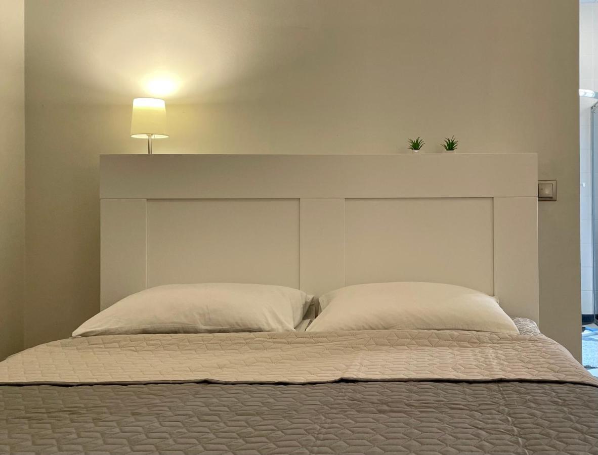 Spacious Holiday Apartment With Wifi And Parking Pärnu Exteriör bild